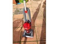 Second-Hand Vacuum Cleaners for Sale in 